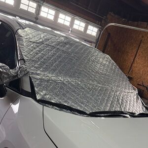 Snow/Ice Windshield cover w/ side mirror covers